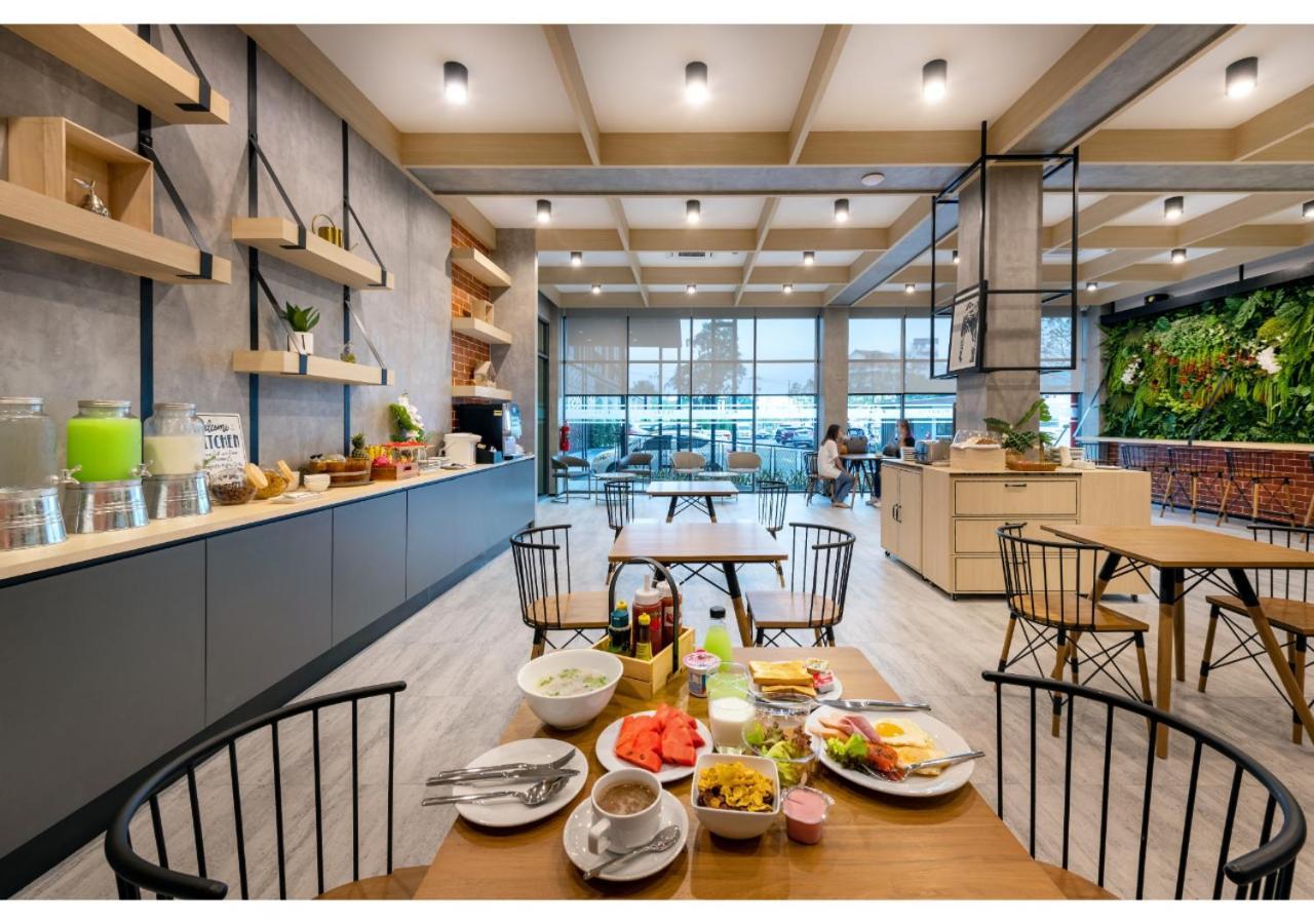Plaai Plus Hotel Rayong Exterior photo
