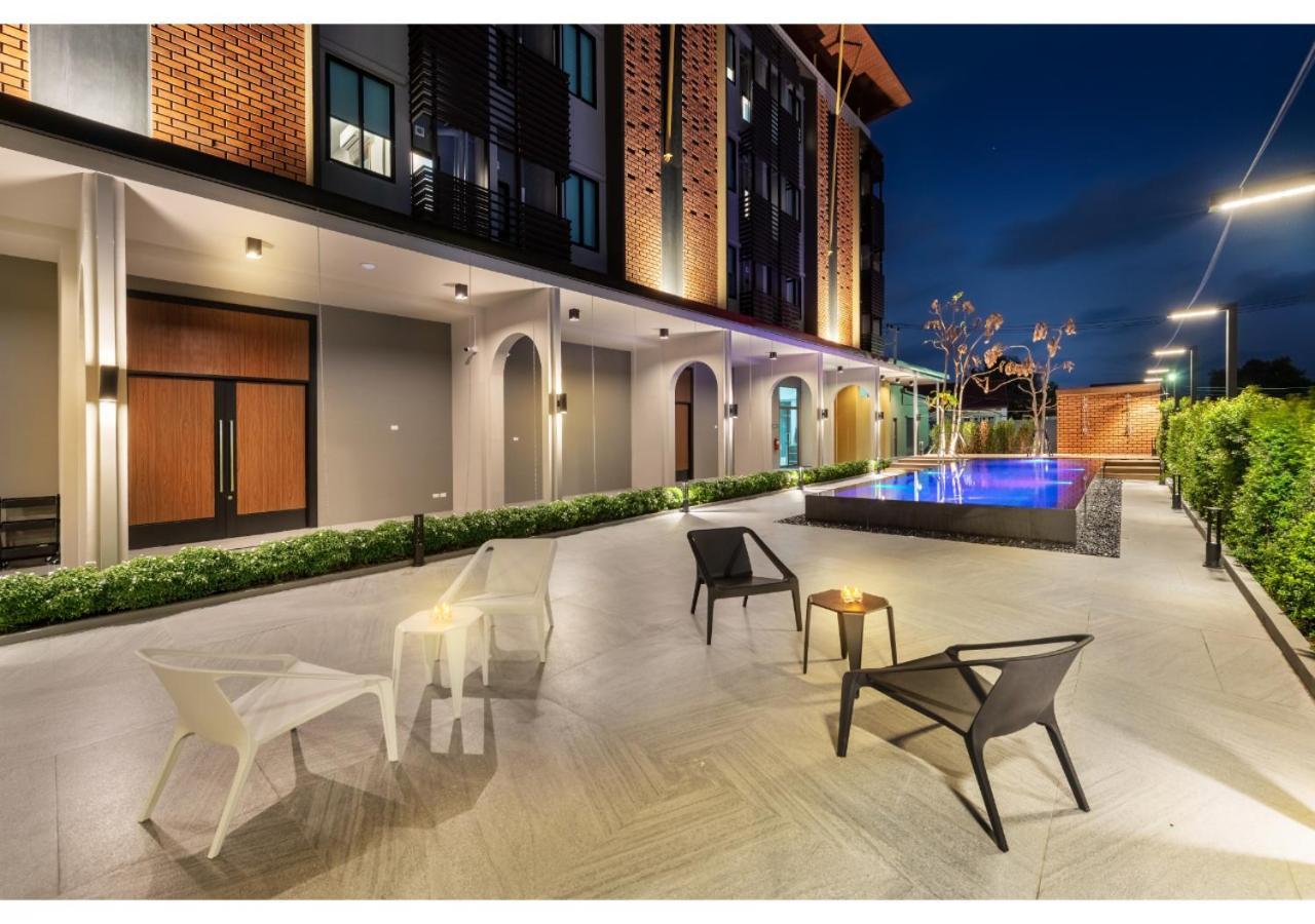Plaai Plus Hotel Rayong Exterior photo