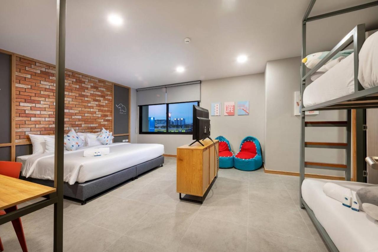 Plaai Plus Hotel Rayong Exterior photo