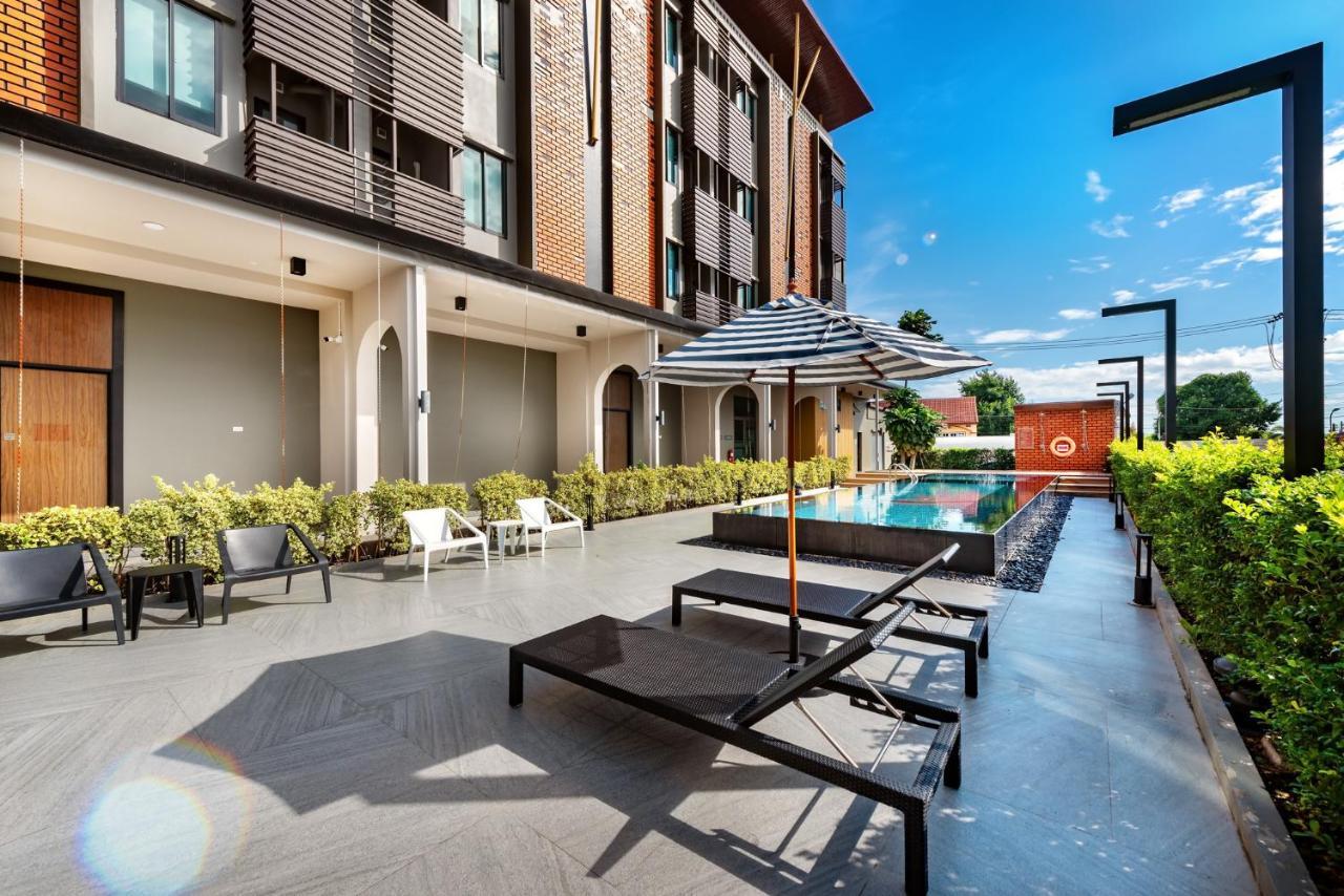 Plaai Plus Hotel Rayong Exterior photo